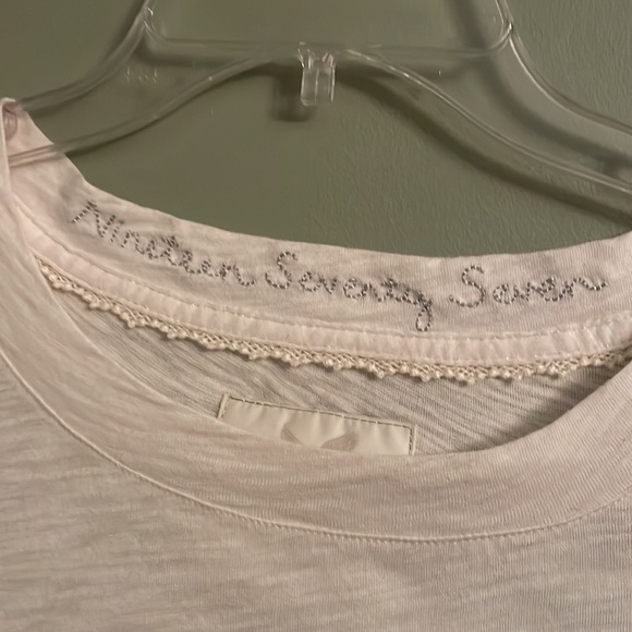 American Eagle white short sleeves T-shirt..Size S, embroidered flowers / eagle - Picture 15 of 17